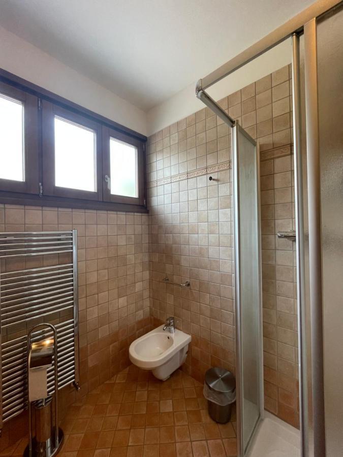 Terraced House With Garden In Dongo - Larihome A13 المظهر الخارجي الصورة